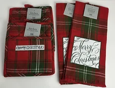 NWT DII Design Imports Red Plaid Merry Christmas Kitchen Towel & Pot Holder Set