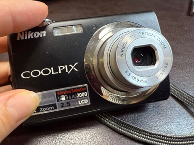 ikon Coolpix S220 - Digitalkamera - funktionsfähig