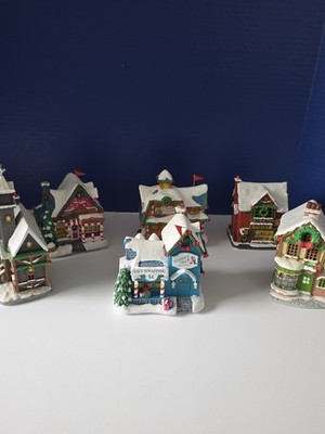 LOT of 6 The Bradford Exchange Disney's Mickey & Friends Light Up Houses