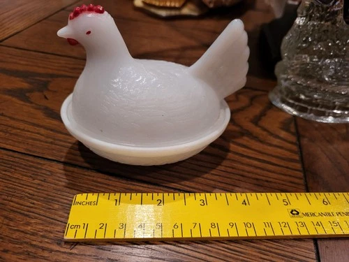 Vintage White Milk Glass Hen On Nest Candy Dish Farm Decor Collectible