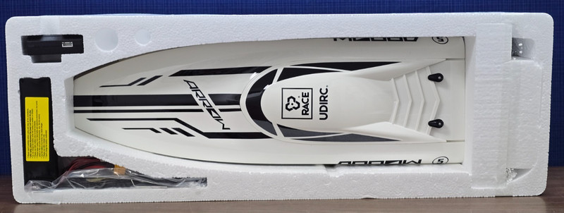 UDIR/C UDI005 Arrow Brushless Power Speeder Racing Boat - White