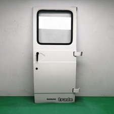 Porte arrière et accessoires Nissan TRADE