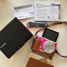 CASIO EXILIM EX-ZR3200 Digital Camera Pink with Leather Case Set