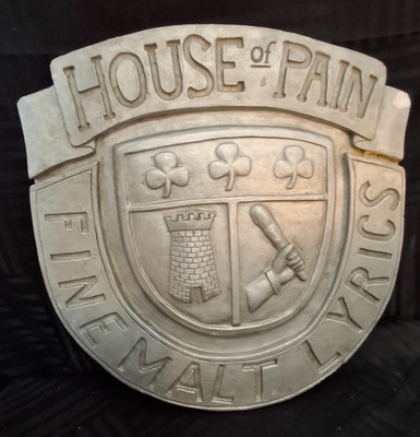 Vintage 1992 House of Pain Fine Malt Liquor Wall Plaque Shamrock 3D Sign Rare