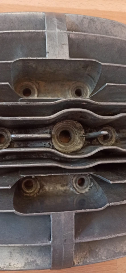 Cabeça de cilindro CZ 250 ENDURO AHRMA  - Imagem 3 de 4