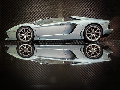 Lamborghini　Aventador　AUTOart 1/18 lp700 s-l400.jpg