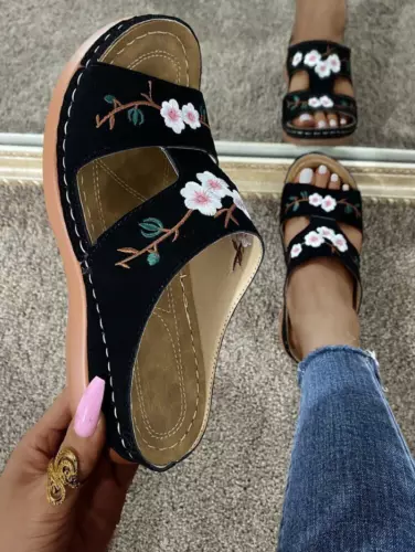Womens Wedge Heel Slip On Sandals Flower Beach Ladies Walking Mules Shoes Summer - Picture 10 of 18