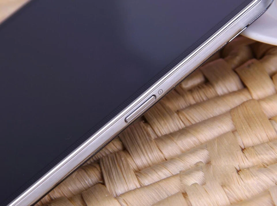 Samsung Galaxy Mega 6.3 GT-I9205 4G LTE 16GB ROM 1.5GB RAM Android SmartPhone - Image 4 of 4