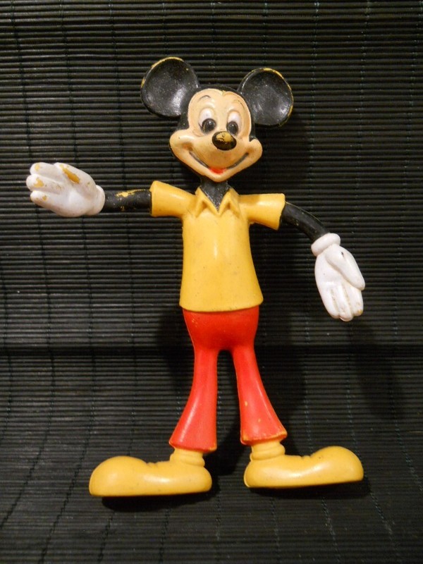 VINTAGE MICKEY MOUSE 5" TALL MADE BY WALT DISNEY PRODUCTIONS WITH FREE SHIPPING