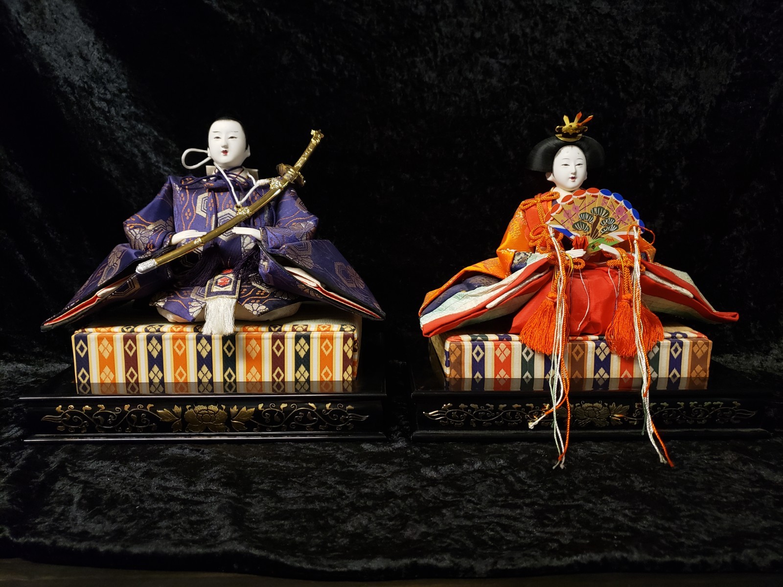 Traditional TOYO Japanese Hina Emperor & Empress Dolls With Stand