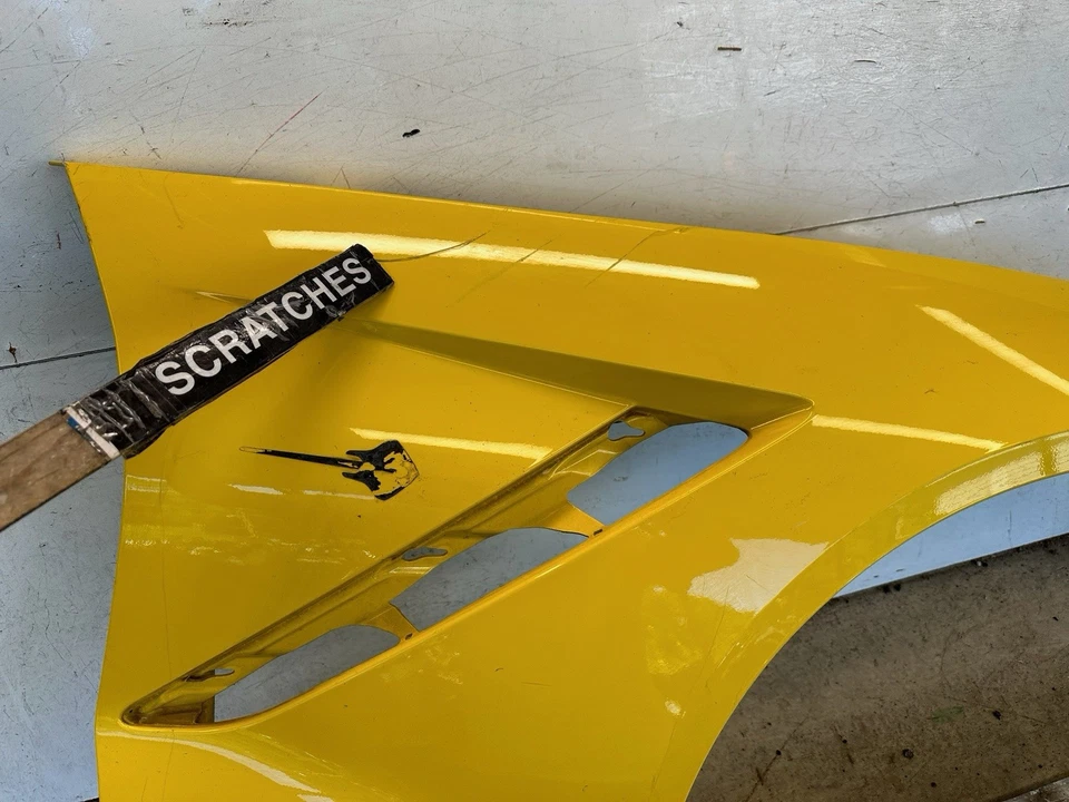 Chevrolet Corvette 2014 2015 2016 2017 2018 2019 guardabarros derecho derecho OEM 14-19 Foto 3 de 4