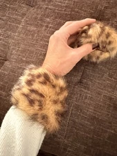 90s Faux Fur Cuffs Leopard Wristband Winter Warmer Arm Wrist Slap Bracelet Style