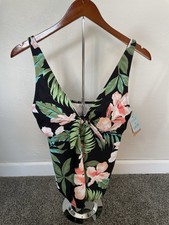 Shade  Shore Ladies Large 12/14 Brand New With Tags Floral Swimsuit Top