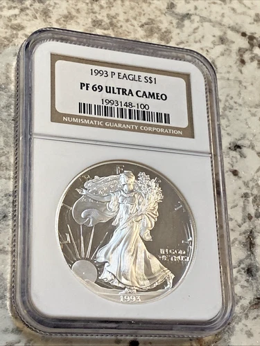 1993-P NGC PF69 ULTRA CAMEO AMERICAN SILVER EAGLE