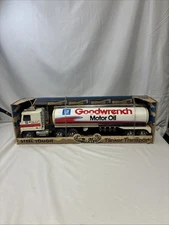 Nylint Tanker Transport Steel Truck No. 990 GM Goodwrench Motor Oil - New In Box