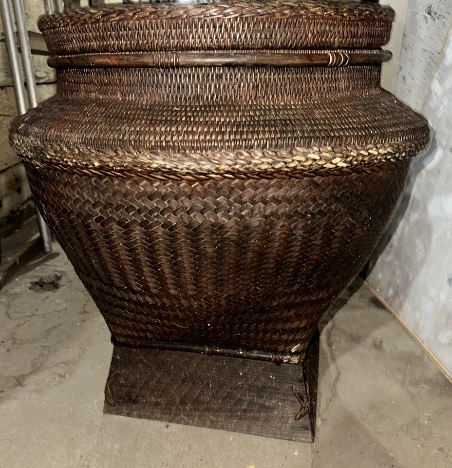 Antique Vintage Chinese Hand Woven Rattan Bamboo Storage Basket  - Image 2 of 4