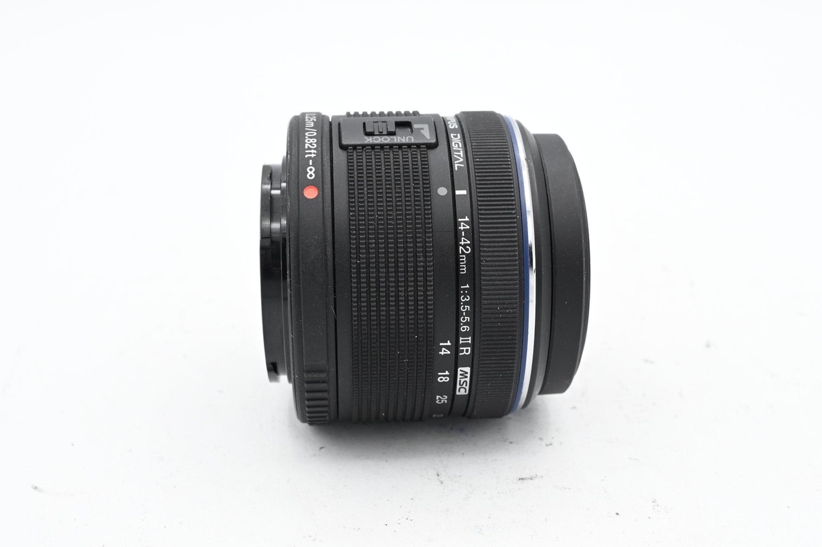 Olympus 14-42mm f/3.5-5.6 II R MSC M.Zuiko Lens for MFT, Black