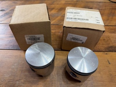New Genuine Vintage Ski Doo 440 MXZX Snowmobile Elko Pistons & Rings 420887631