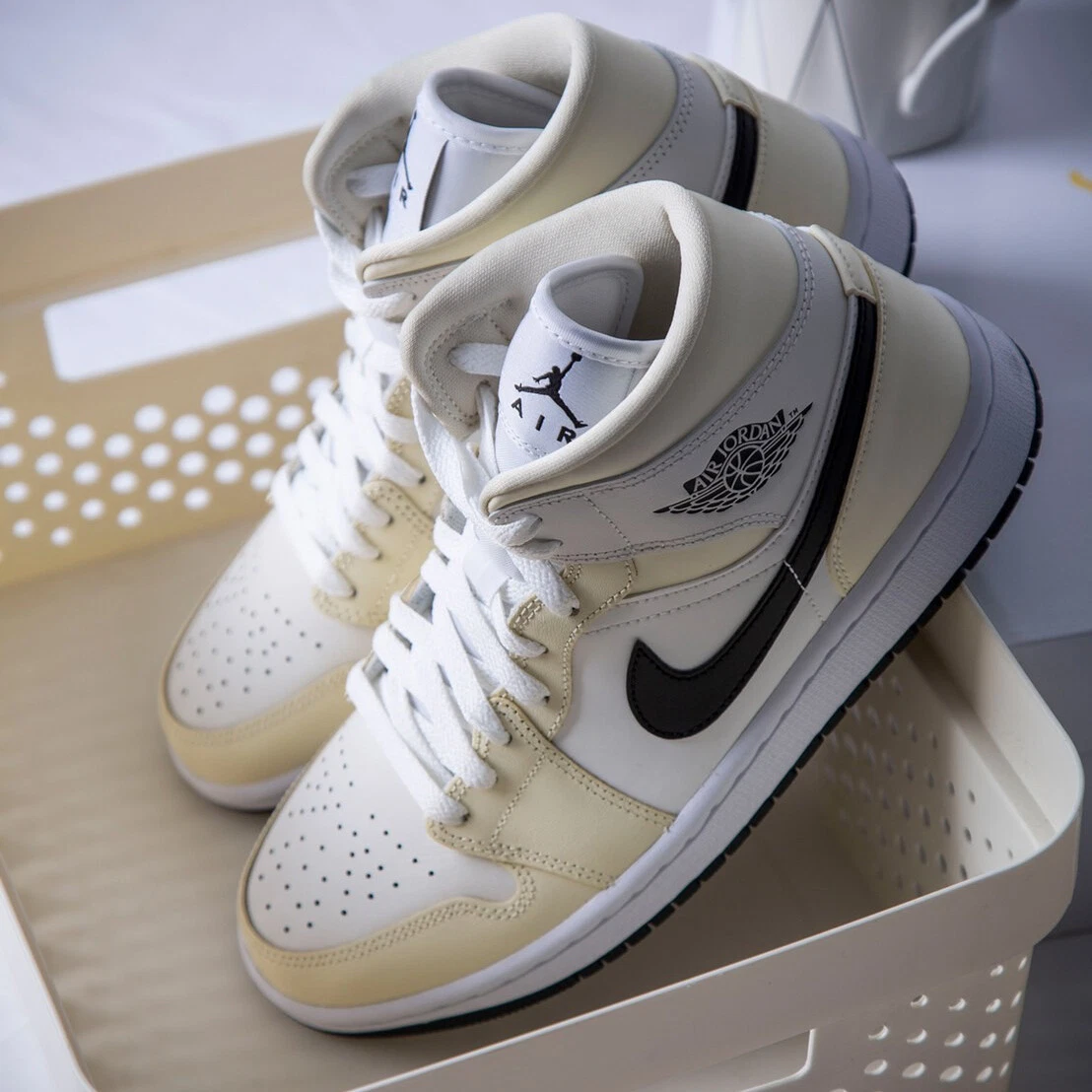 [Size 5-12] Nike Wmns Air Jordan 1 Mid AJ1 Coconut Milk Ivory Yellow  BQ6472-121