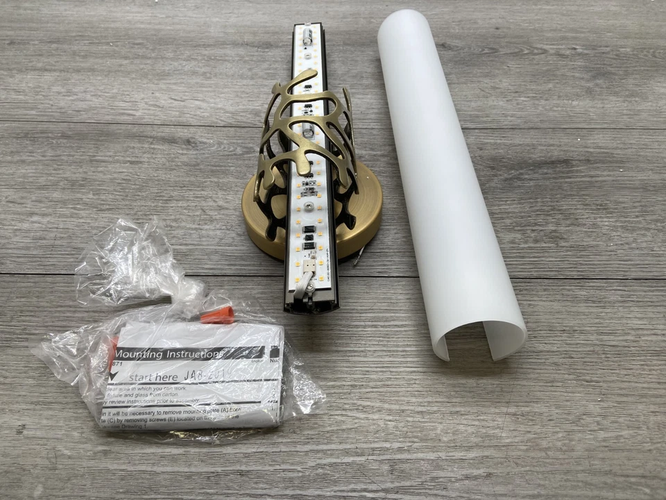 Hinkley Lighting 50871 Lyra 16" Alto Vertical Integrado LED Baño - Latón Foto 2 de 2