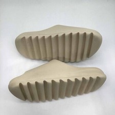 Yeezy Slides bone size 10