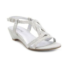 London Fog  Women  s Sandals sz 8 NEW C-21