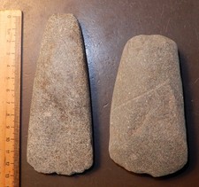 （a-25）古代石斧（旧石器時代） a-25）古代石斧（旧石器時代）