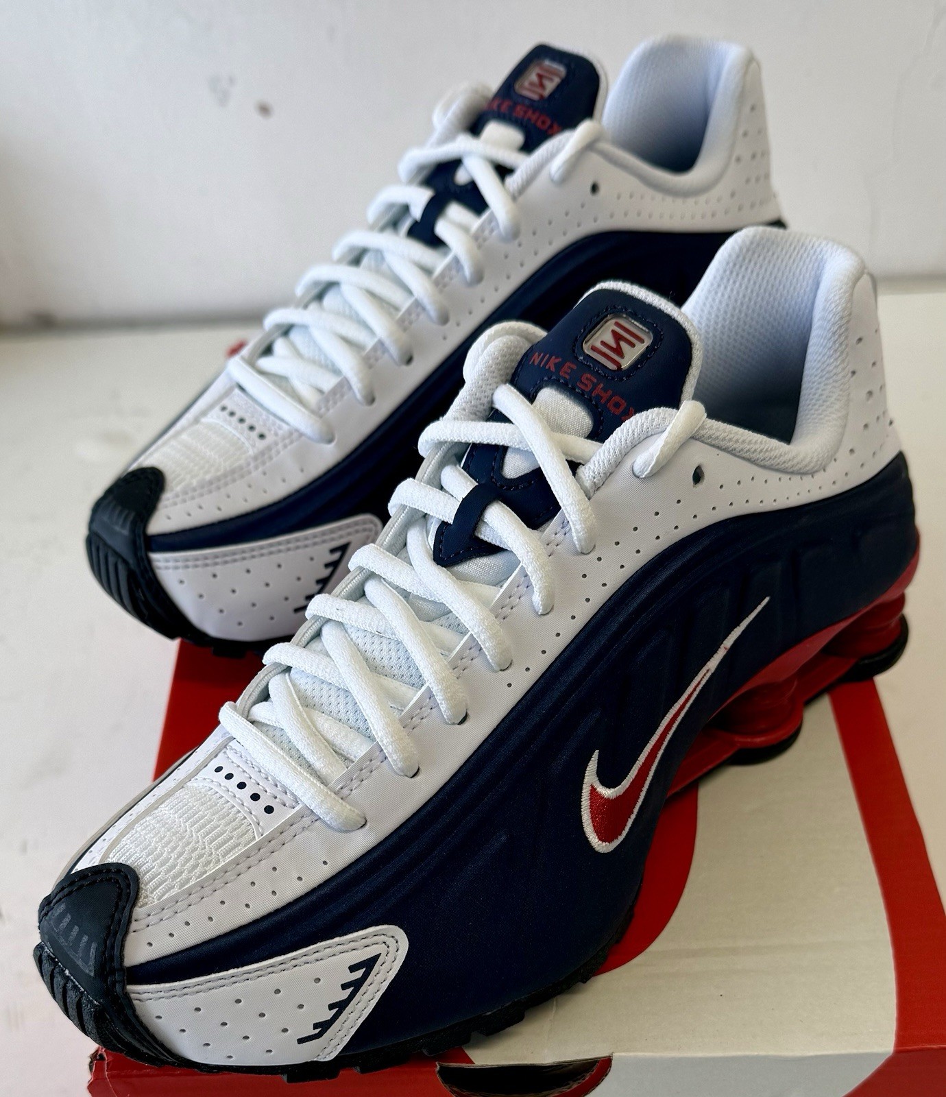 Nike Shox R4 GS USA Navy Red White UK 5 BNIB CW2626-400 RRP £100 image 2
