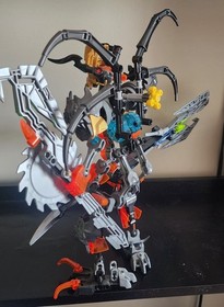 LEGO Bionicle Mask Maker Vs Skull Grinder 70795 NO BOX OR MANUAL