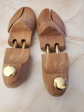 VINTAGE CEDAR WOOD 2-WAY SHAPER ADJUSTABLE SHOE STRETCHER