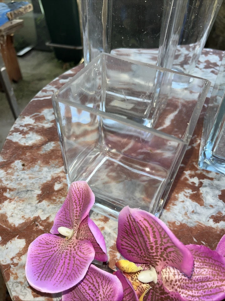 Set 5 Vasi Decorativi in Vetro Spesso 2 Tondi, 2 Rett.ri e 1 Quadro. Fondo 3 cm - Immagine 2 di 4