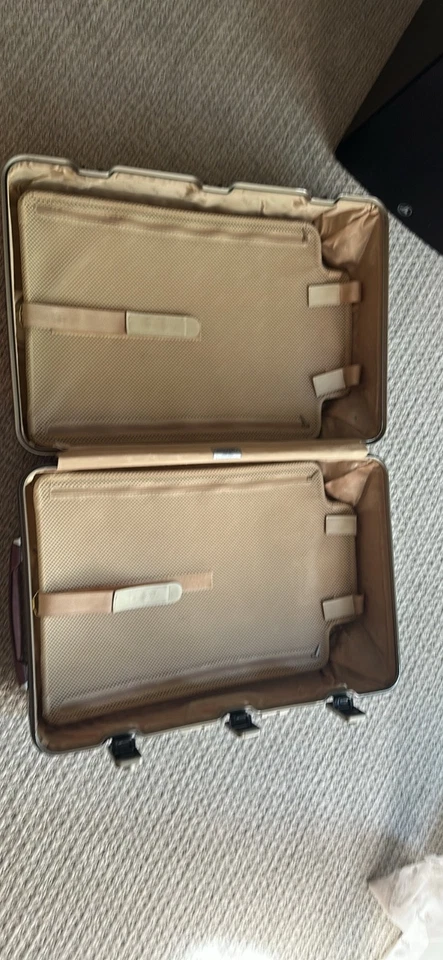 Rimowa Carmona luggage check in 26 inch - Image 2 of 4