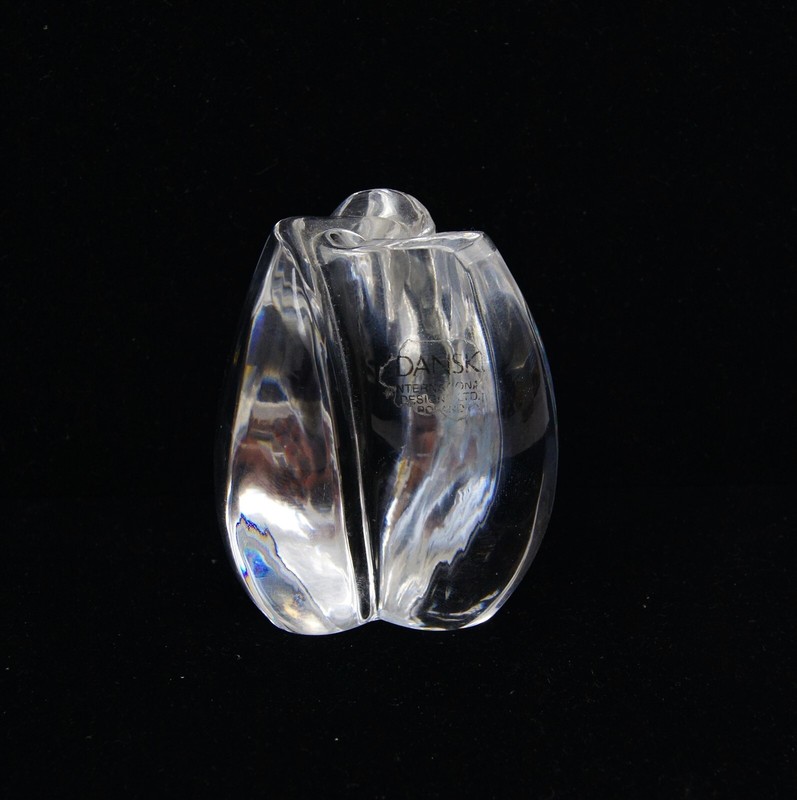 Dansk International Designs Decorative Poland Lead Crystal Rose Paperweight 3"