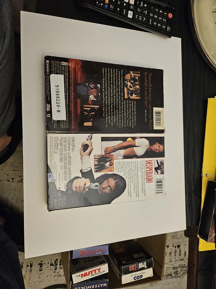 Western VHS Lot Unforgiven And Desperado Pre Owned Foto 2 de 3