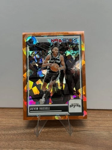 2023-24 Panini Nba Hoops Premium Stock - Devin Vassell Orange Ice Prizm 51/125