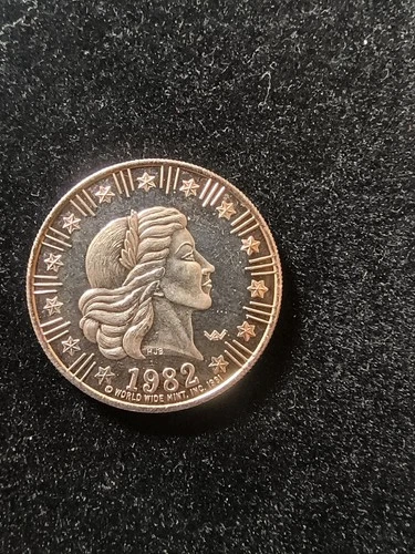 Vintage 1/4 Oz 999 Silver Round World Wide Mint American Eagle