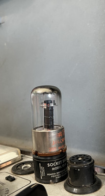 Raytheon Electron Tube 6J5WGT * Tested on EICO 666 * Jan-CRP-6J5WGT