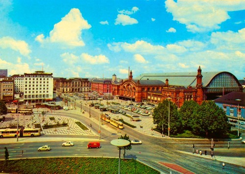 1520-Ansichtskarte Bremen Hauptbahnhof Bundesbahn Straßenbahn Tram Empfangahalle