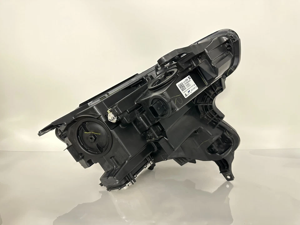 Faro izquierdo OEM 2018-2021 GMC Terrain lado del conductor HID Foto 3 de 4