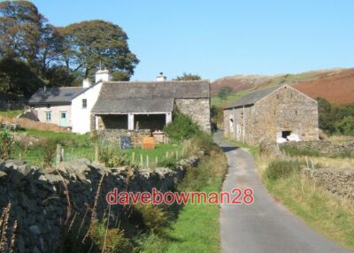 FOTO CRAGG HALL AND THE FALL LANE VON BROADGATE 2007