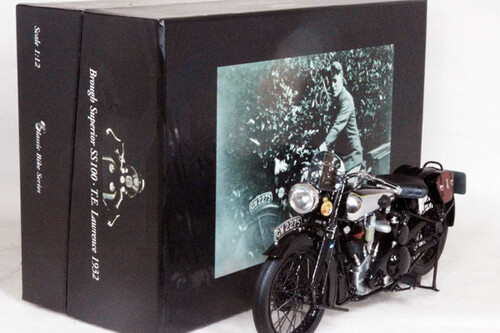 MINICHAMPS 1/6 Brough Superior SS100 T.E. Lawrence 1932 NEW MINICHAMPS 1/6 Brough Superior SS100 T.E. Lawrence 1932 NEW