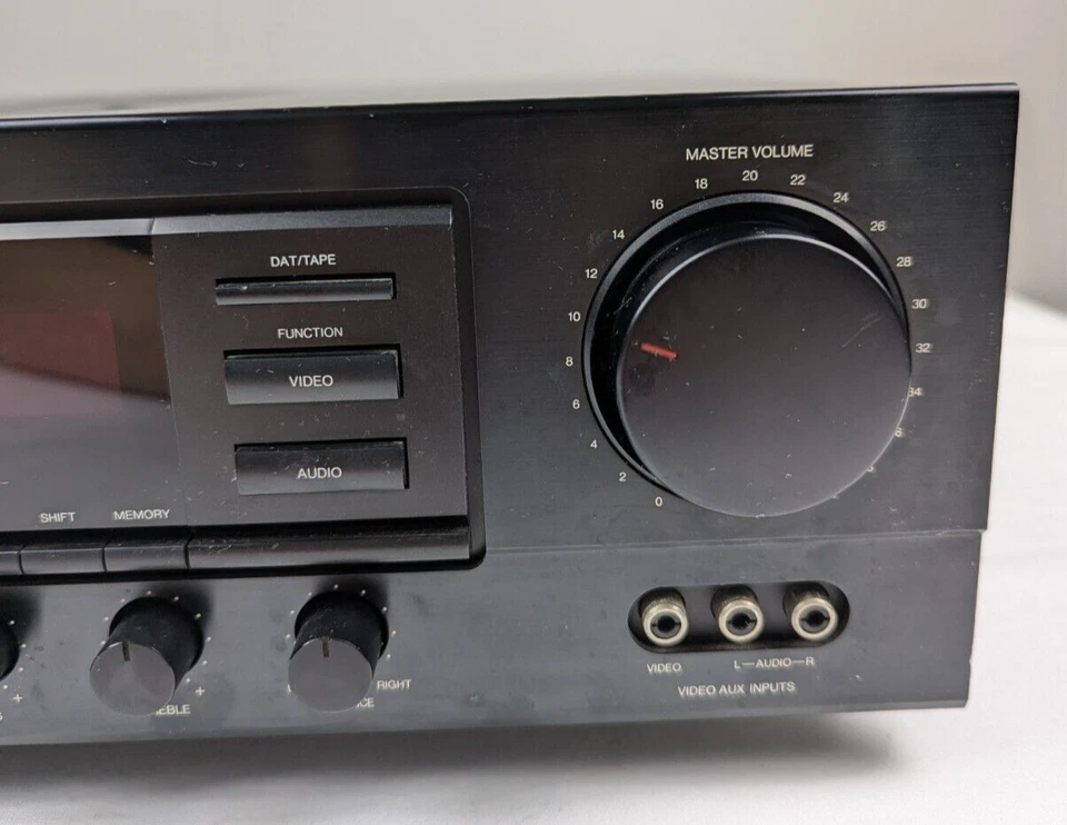 Denon AVR-610 - 5 Channel Dolby Surround 75W Amp Phono Japan - Tested Working - Image 4 of 4