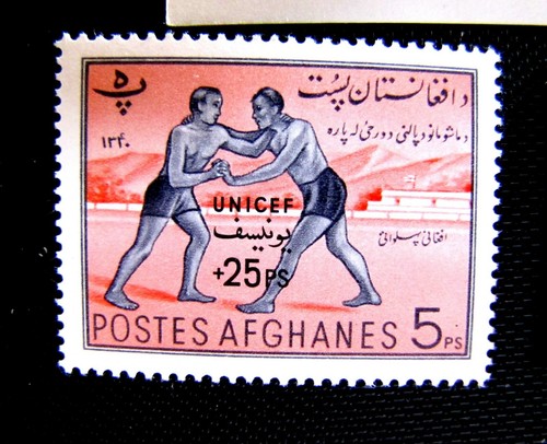 JUEGO B37-41 &B41a NÚMEROS DEPORTIVOS MNH OG 1961 (VER DESCRIPCIÓN) - Imagen 7 de 8