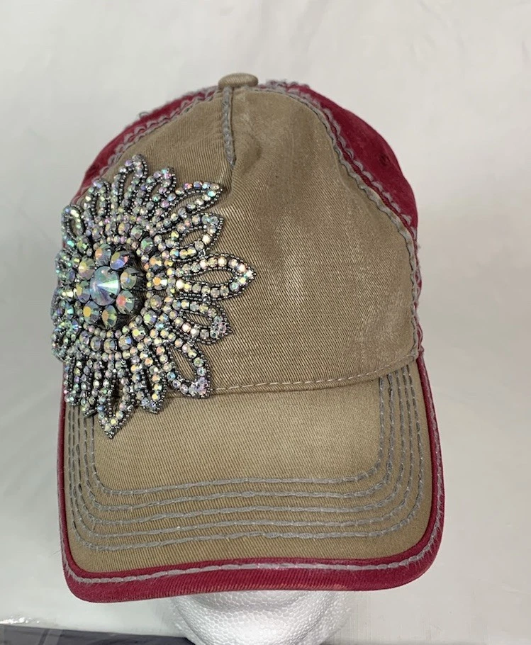 Green Olive & Pique Adjustable Size Hats for Women for sale  display picture 2