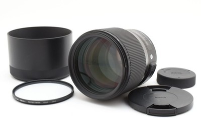 [Top MINT] Sigma 135mm f/1.8 DG HSM Art Lens For Nikon Mount From JAPAN A309