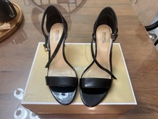 MICHAEL KORS SIMONE MID SANDAL PATENT Size 7