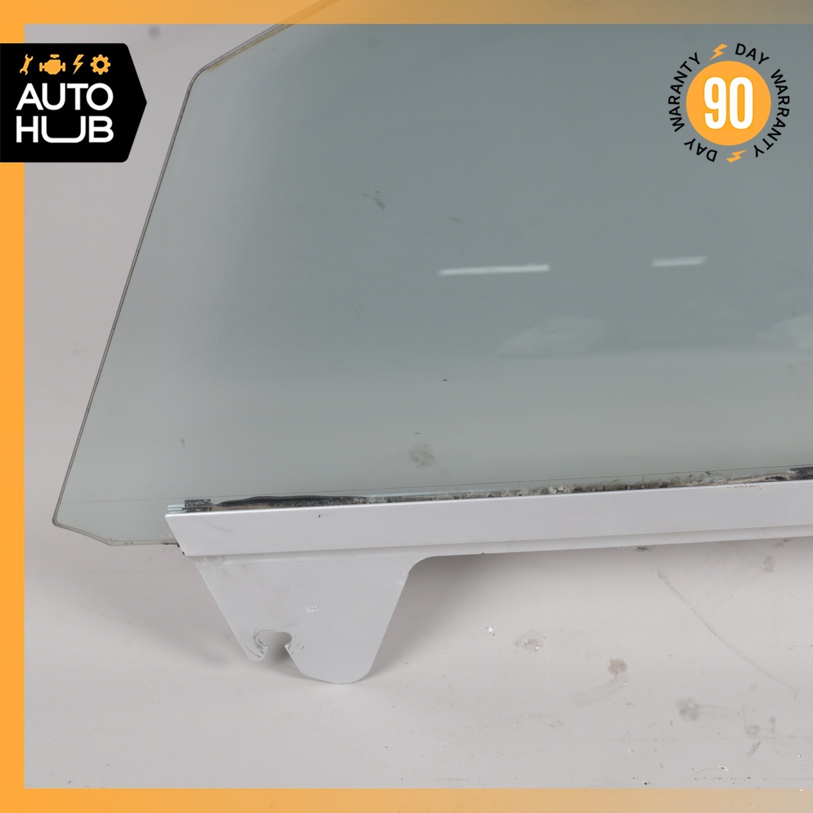 Bentley Continental GT 2003-2010 Front Left Door glass P/N 3W8845021B
