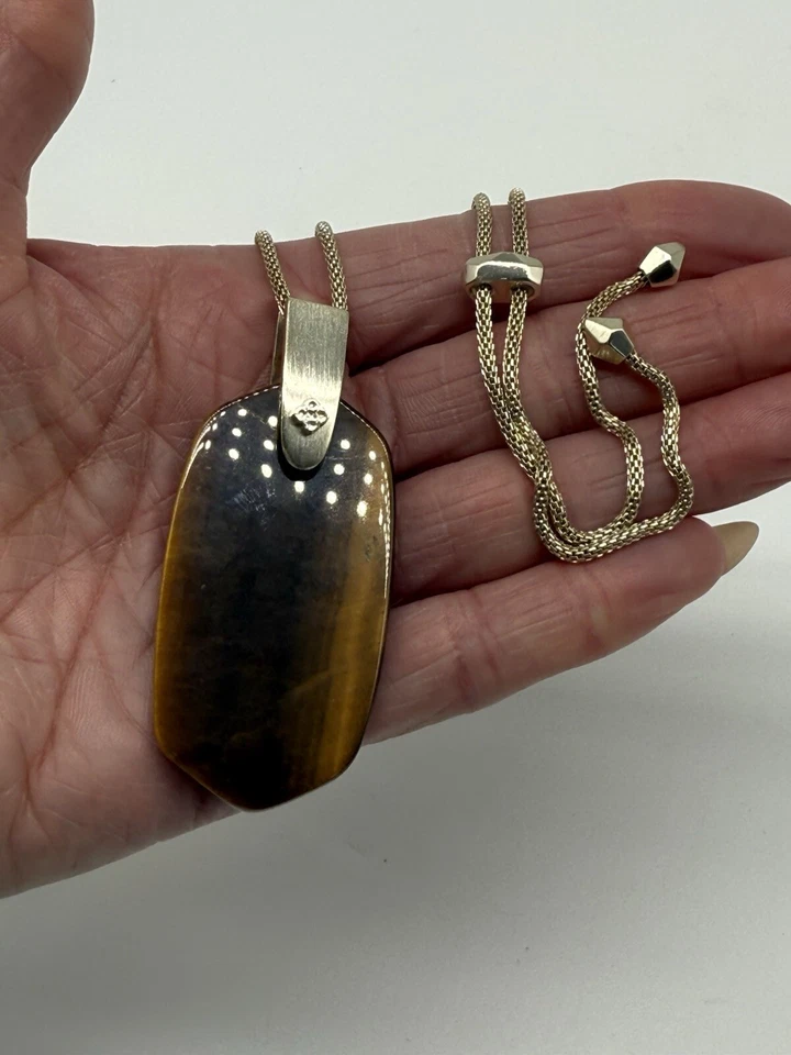 Kendra Scott GOLD TONE Inez 可调长棕色老虎眼项链 — 第 3/4 张图片