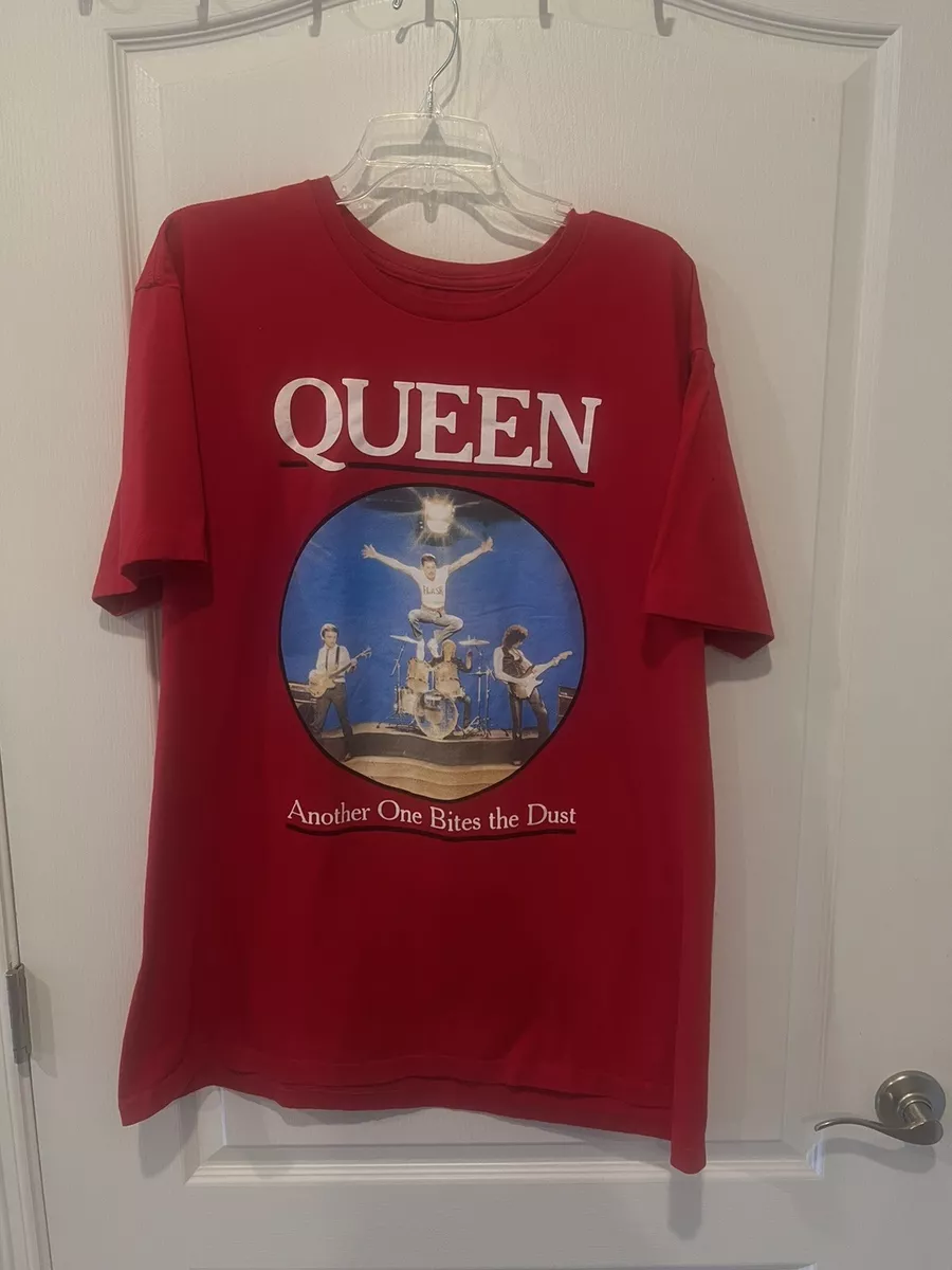 Queen Another One Bites The Dust T-shirt. Size large