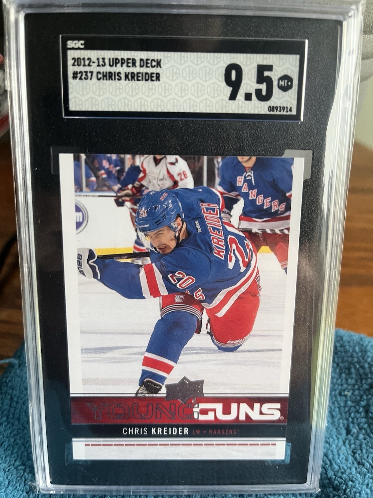 2012-13 Upper Deck Chris Kreider RC #237 Young Guns SGC 9.5 Rangers/Anaheim Duck